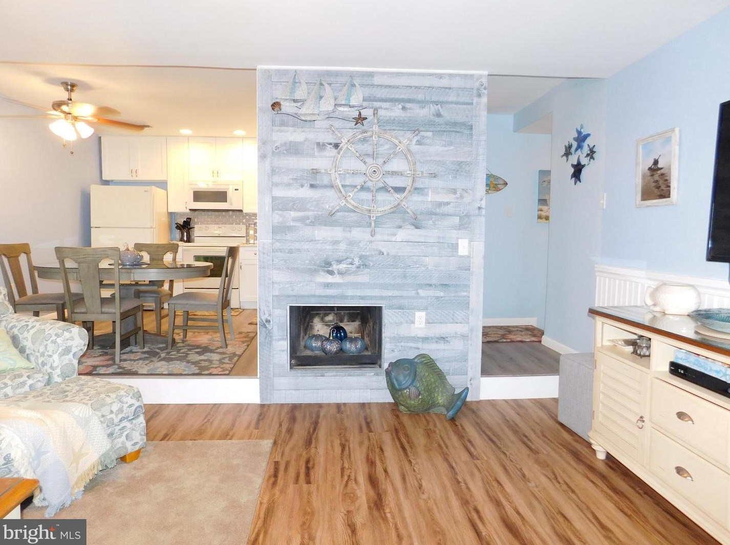215 Surf Ave #204, Wildwood Crest, NJ 08260