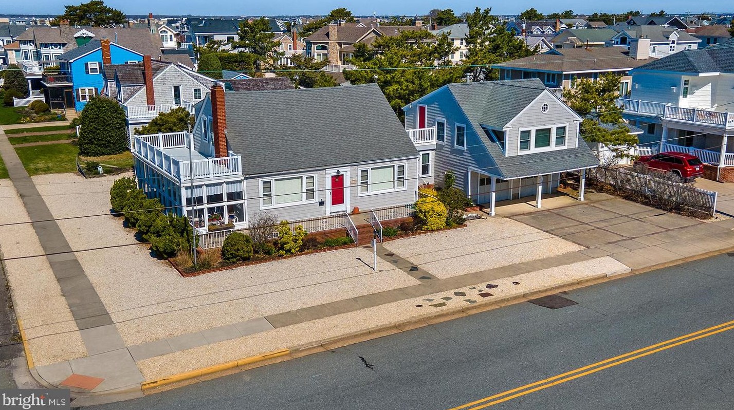 10823 1st Ave, Stone Harbor, NJ 08247