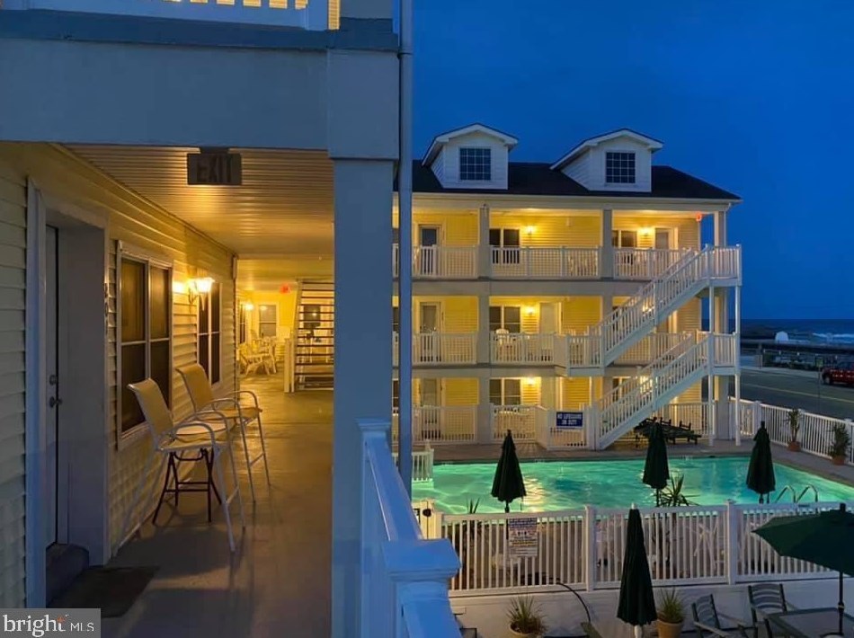 539 E 9th Ave #304, Wildwood Crest, NJ 08260
