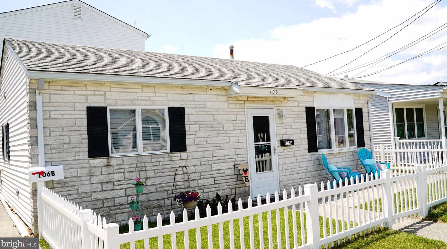 106 Denver Ave, Wildwood Crest, NJ 08260-1110