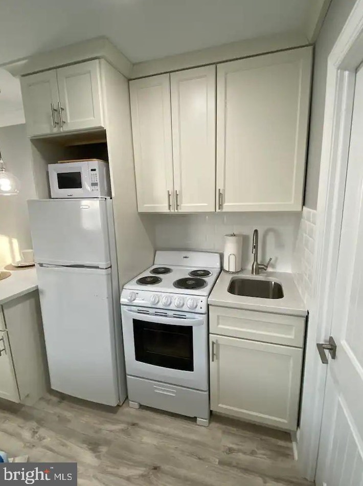 225 E Wildwood Ave #501, Wildwood Crest, NJ 08260