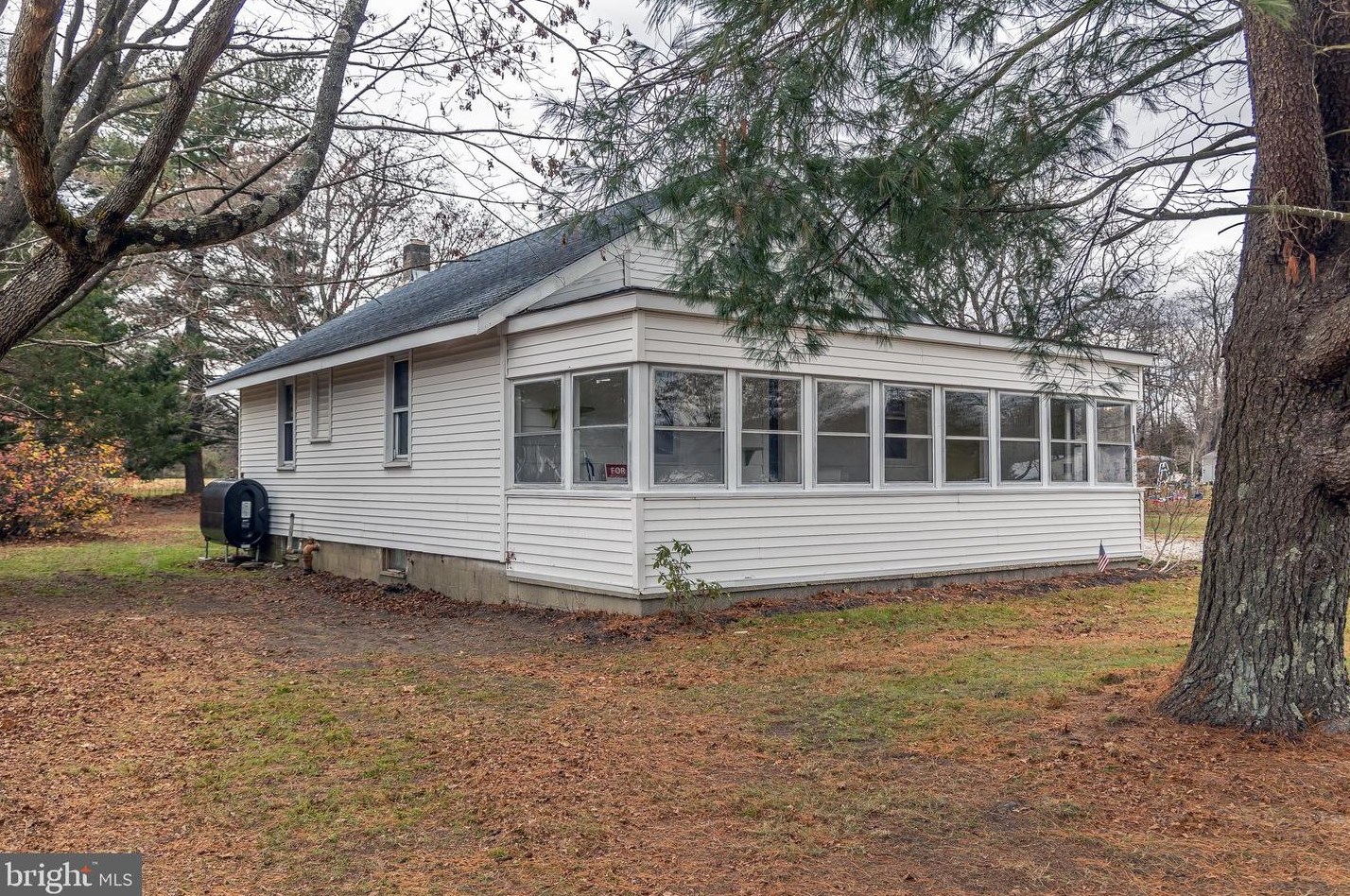 107 Chestnut St, Belleplain, NJ 08270