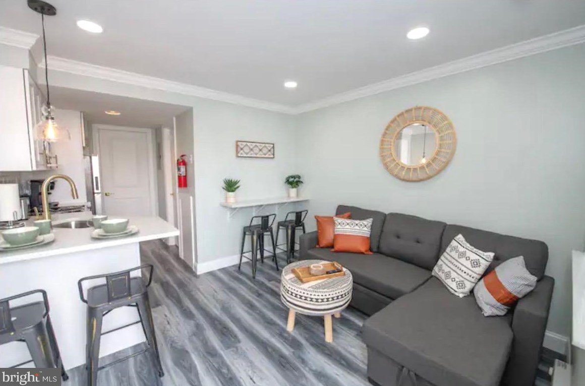 225 E Wildwood Ave #218, Wildwood Crest, NJ 08260