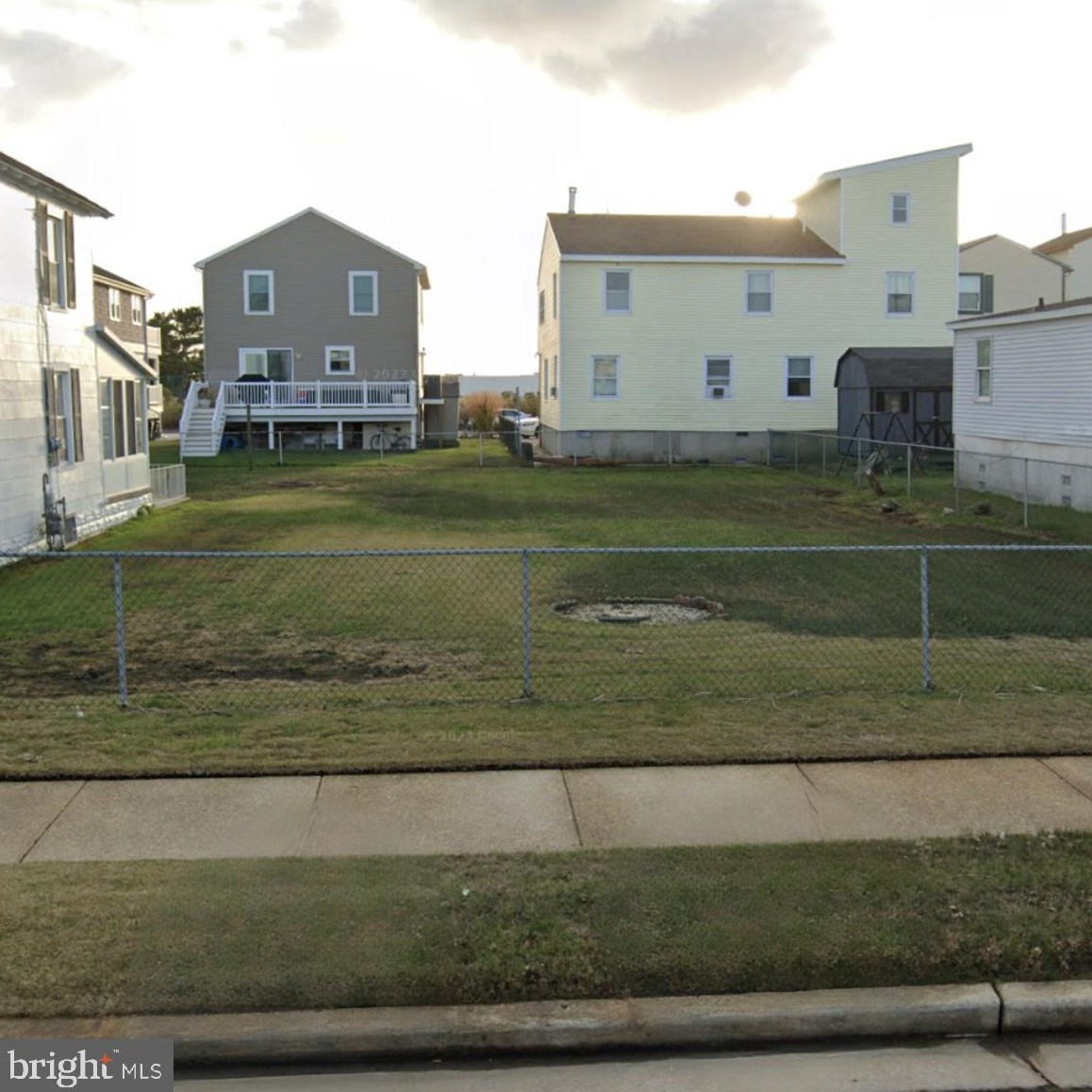 324 19th Ave, Wildwood Crest, NJ 08260-5306