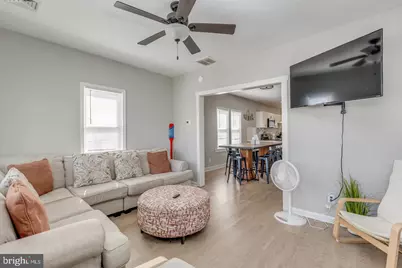 222 E Burk Avenue #4, Wildwood, NJ 08260 - Photo 2