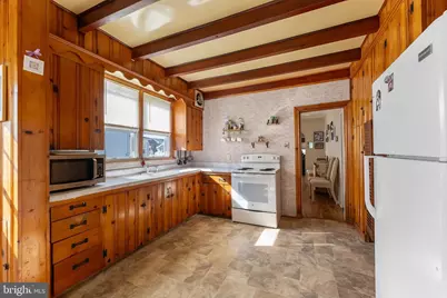 221 W 25th Avenue, Wildwood, NJ 08260 - Photo 18