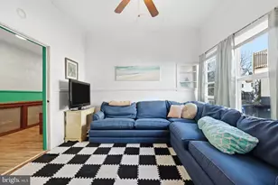 128 W Roberts Ave, Wildwood, NJ 08260 - Photo 2