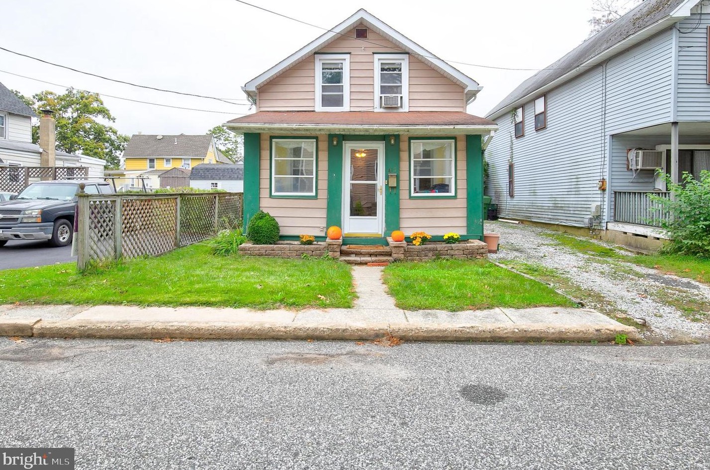 417 Wesley Ave, Pitman, NJ 08071-2518