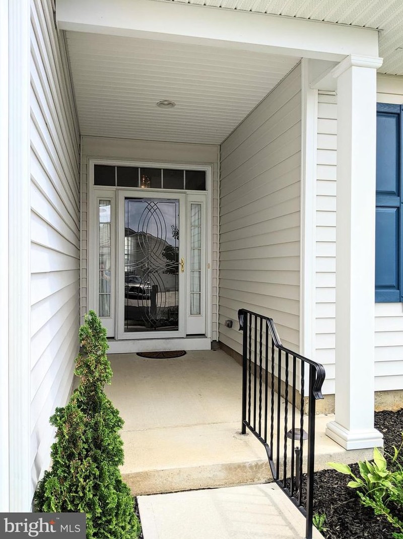 24 Groff St, Clayton, NJ 08312-2448