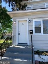 101 W Buck St, West Deptford, NJ 08066
