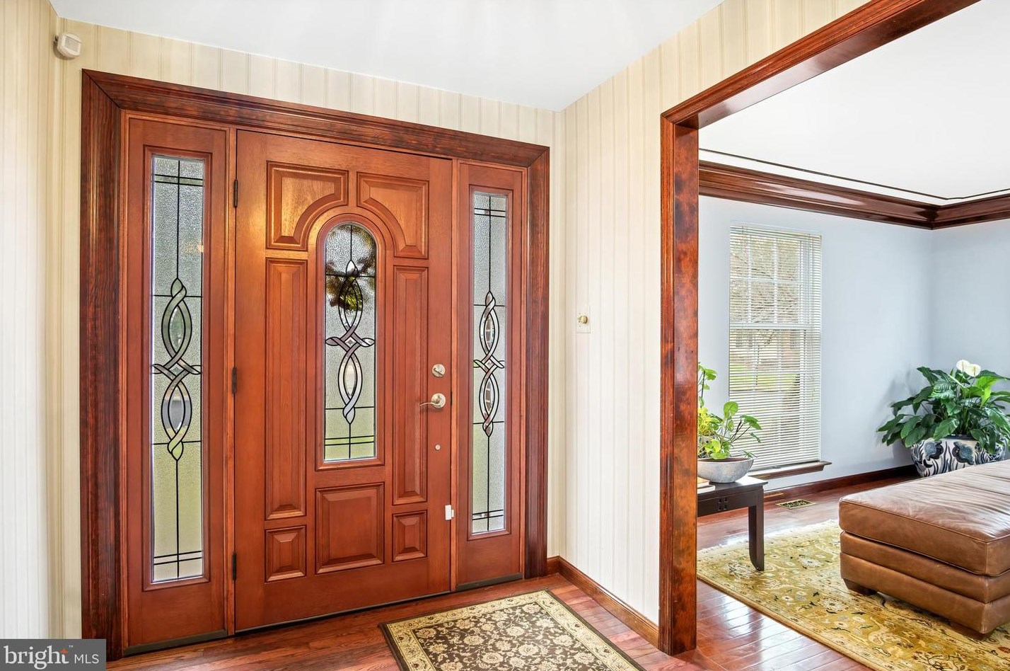 303 Redstone Ridge, West Deptford, NJ 08096