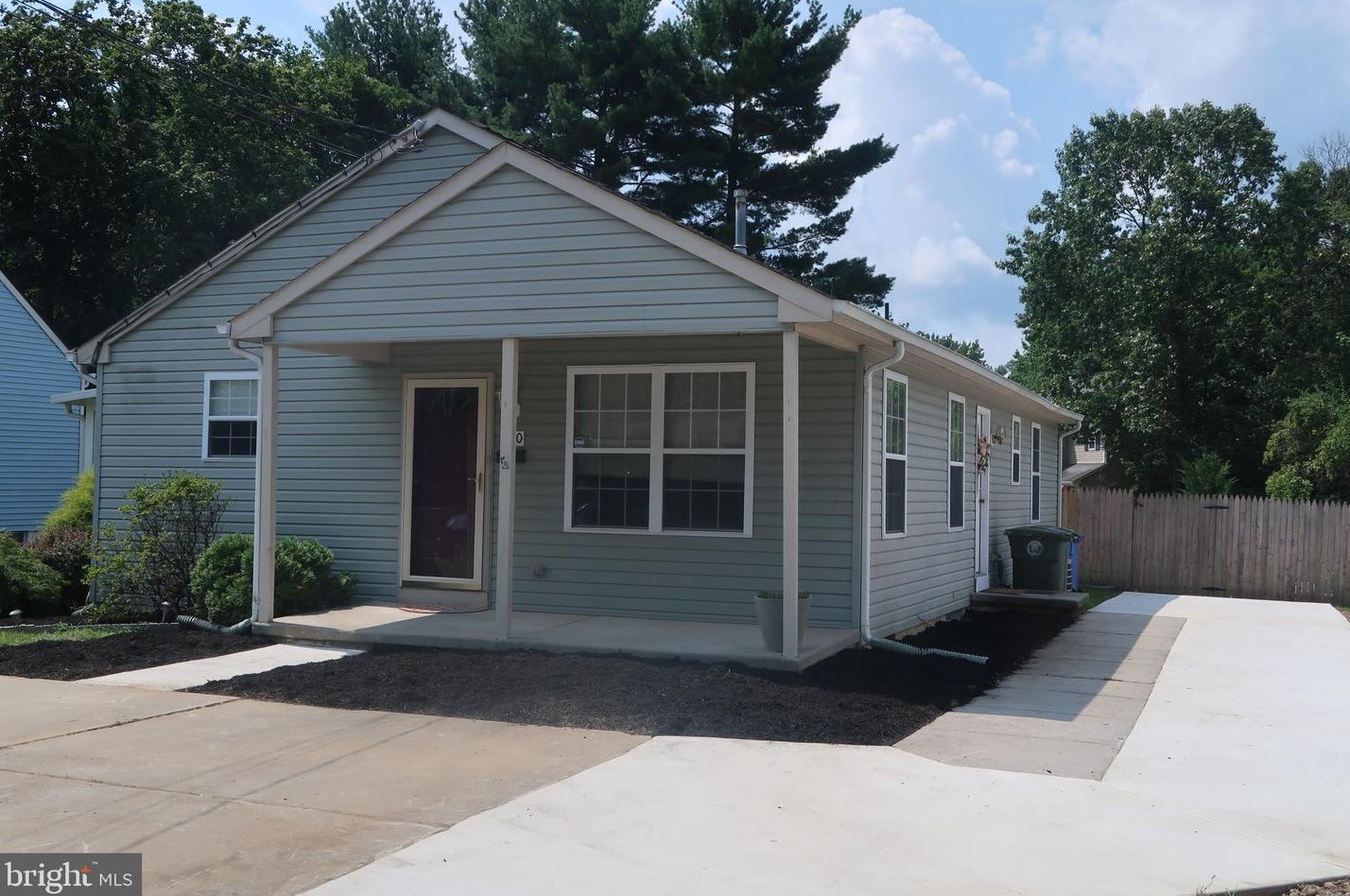 200 Deptford Rd, Aura, NJ 08028