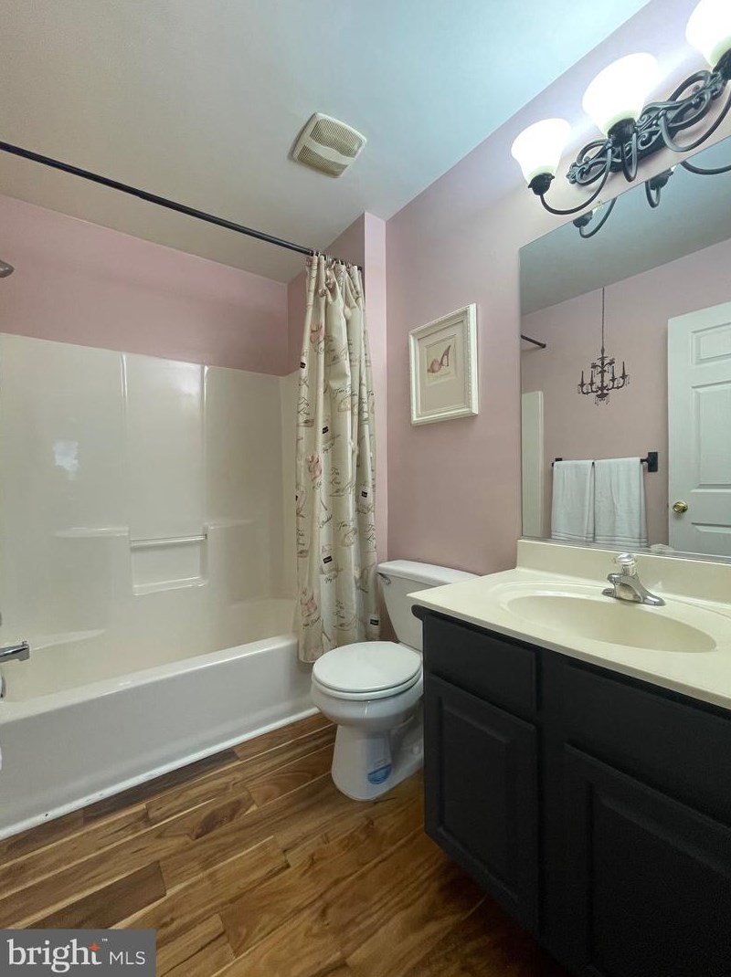 505 Spruce St, Aura NJ 08028-3346 exterior