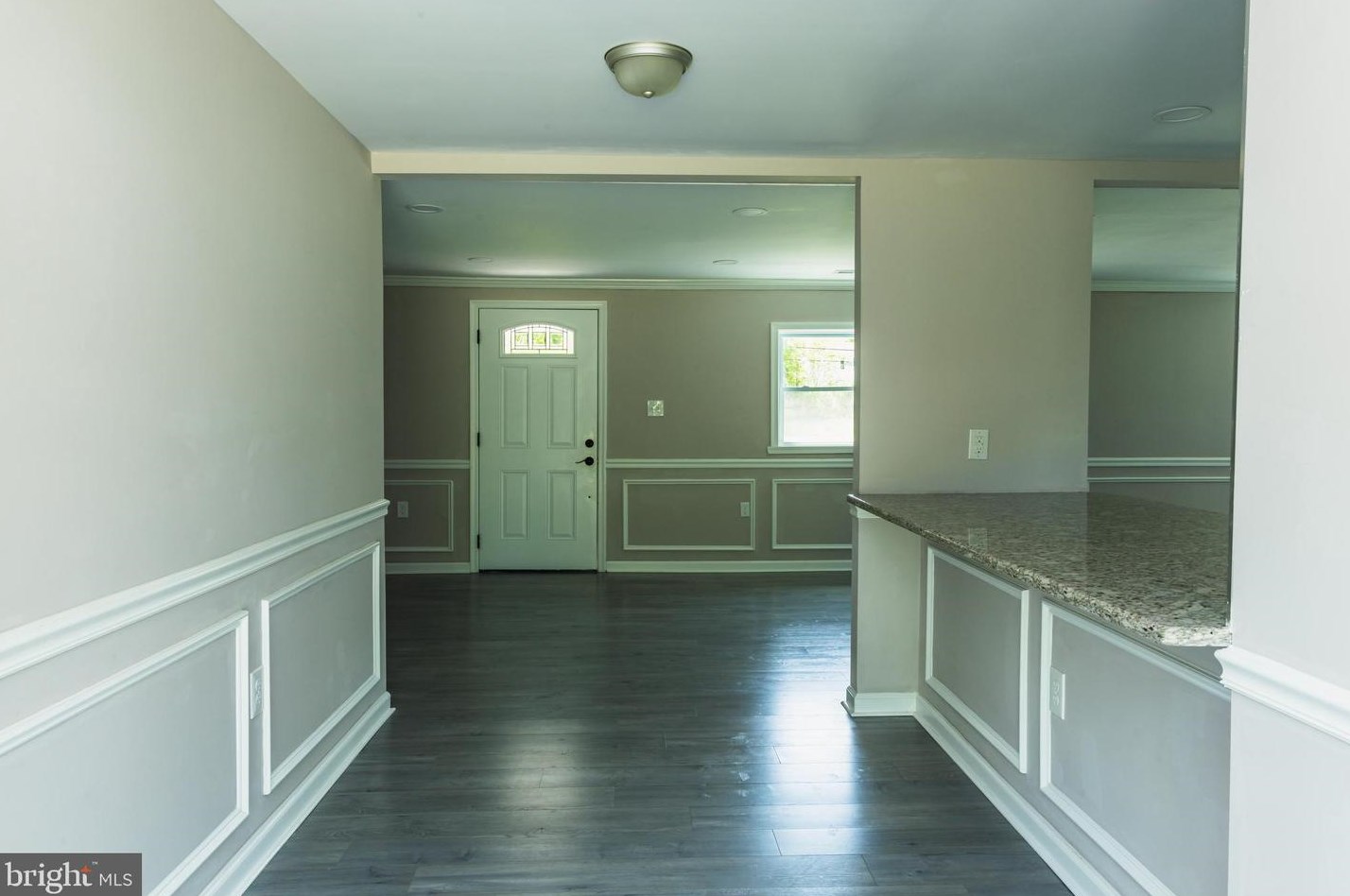 469 New St, Aura, NJ 08028-2721