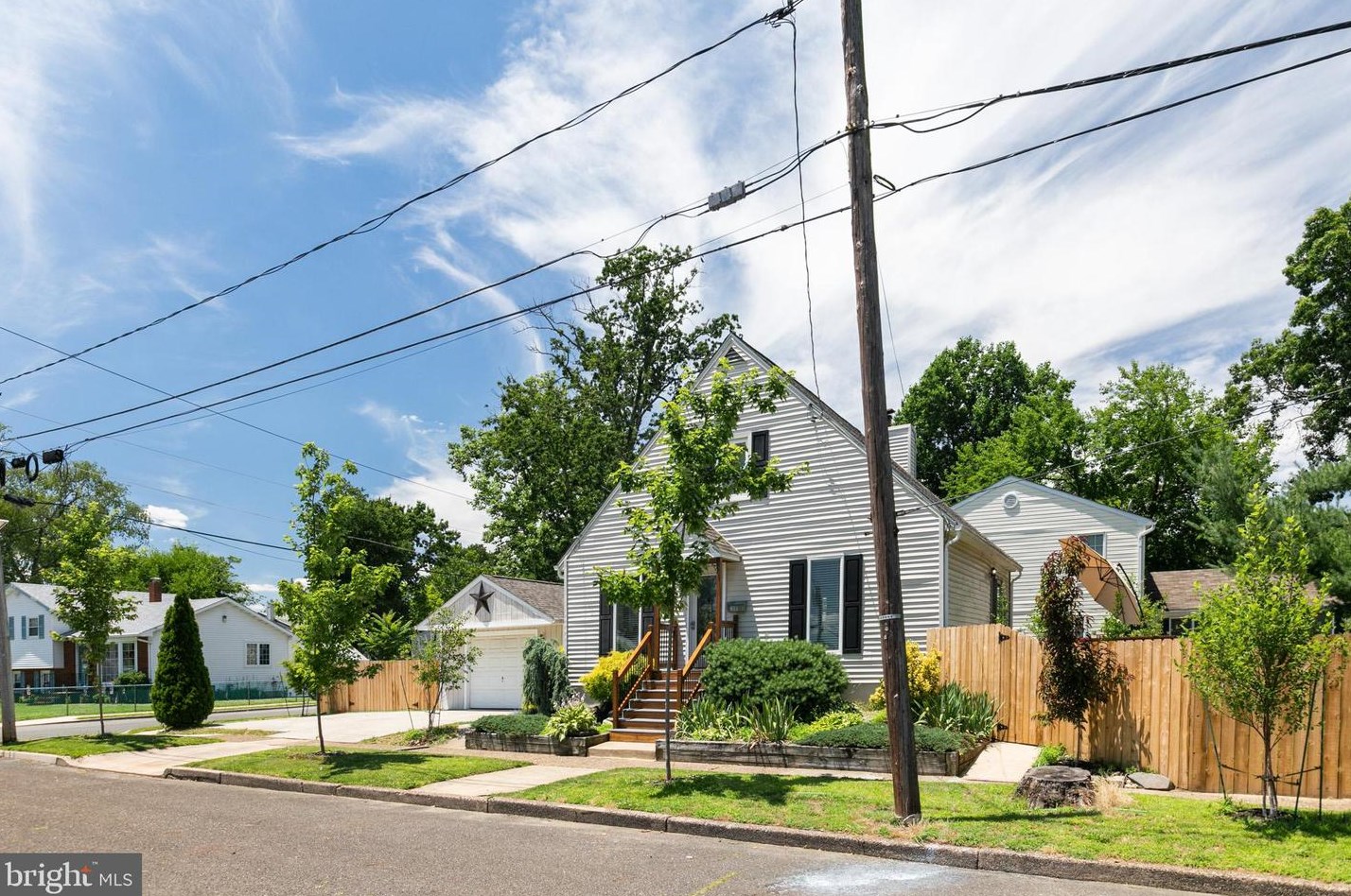 301 N Lincoln Ave, West Deptford, NJ 08063