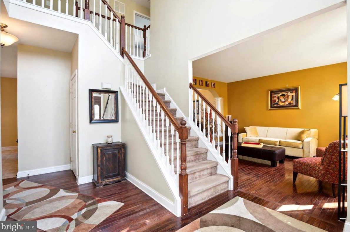 432 Mallard Ln, Aura, NJ 08343-2724