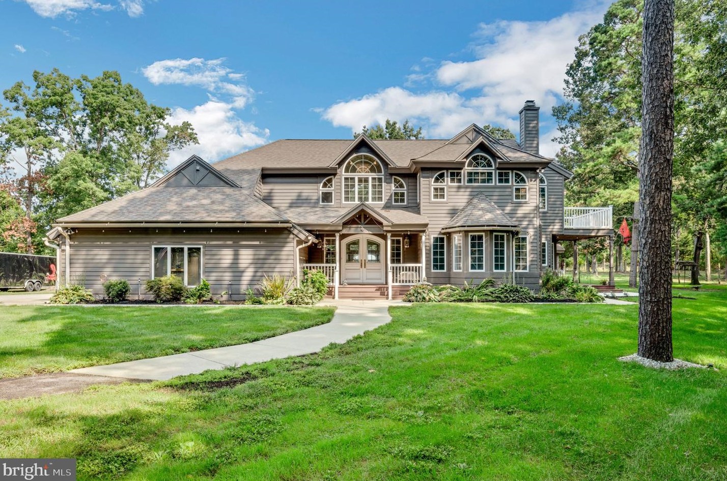 795 Strawberry Ave, Vineland, NJ 08360