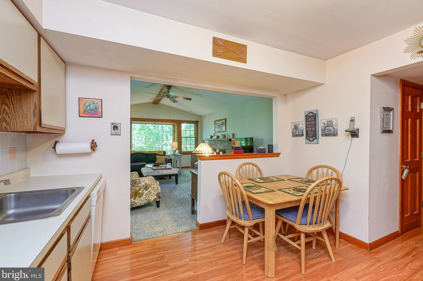 12 Hardwood Ct, Aura NJ 08028-9635 exterior