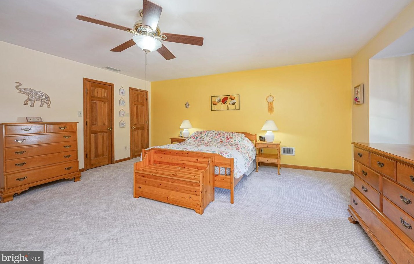 12 Hardwood Ct, Aura NJ 08028-9635 exterior