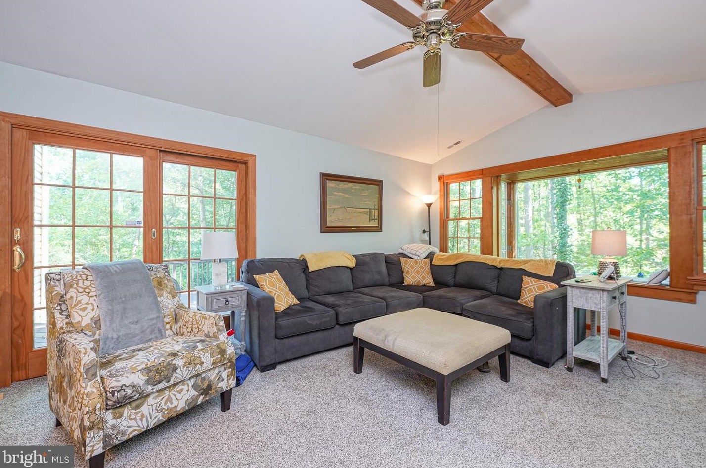 12 Hardwood Ct, Aura NJ 08028-9635 exterior