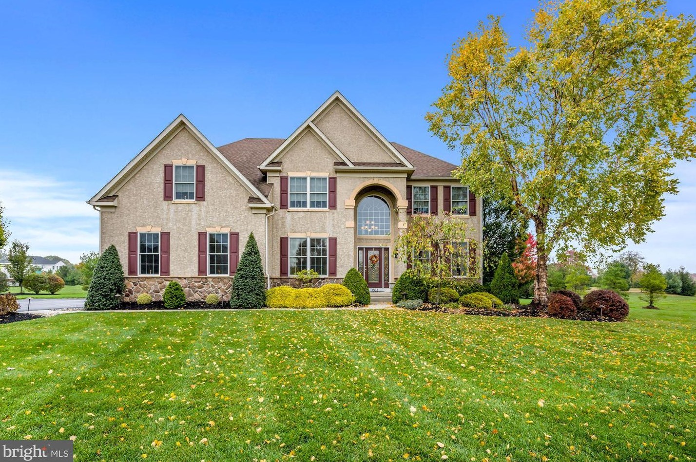 205 Cattail Ln, Harrison Township, NJ 08062
