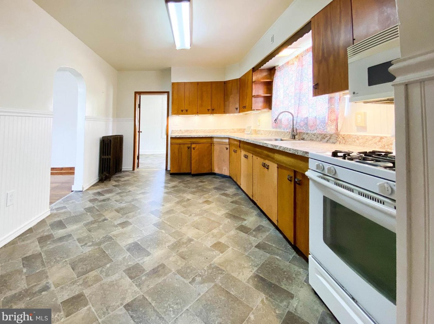 401 Cedar Ave, Pitman NJ  08071-1847 exterior