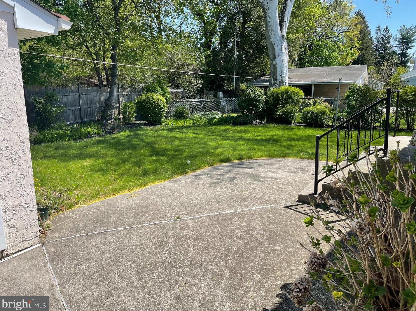 335 Oakwood Ave, Aura, NJ 08028