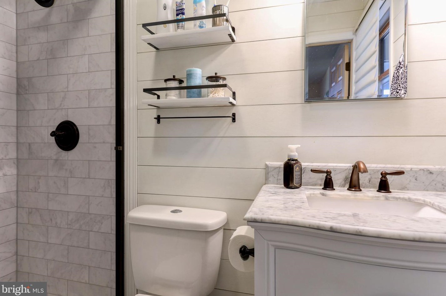 1710 Academy St, Aura NJ  08028-8372 exterior