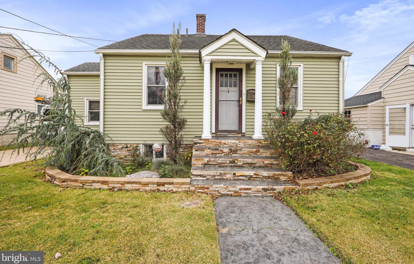 128 Spruce Ave, West Deptford, NJ 08093