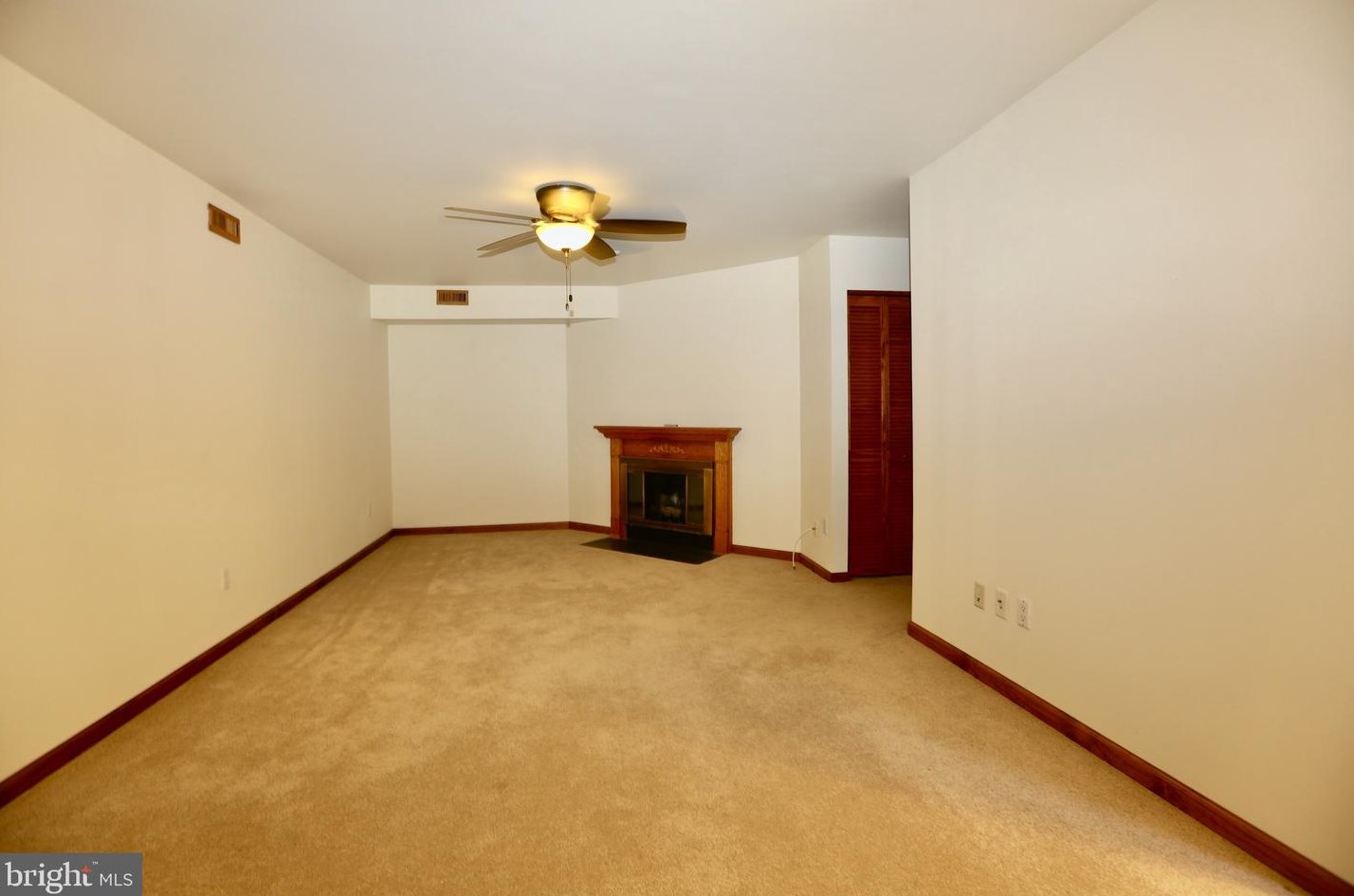 8 John Morton Bldg, Blenheim, NJ 08012