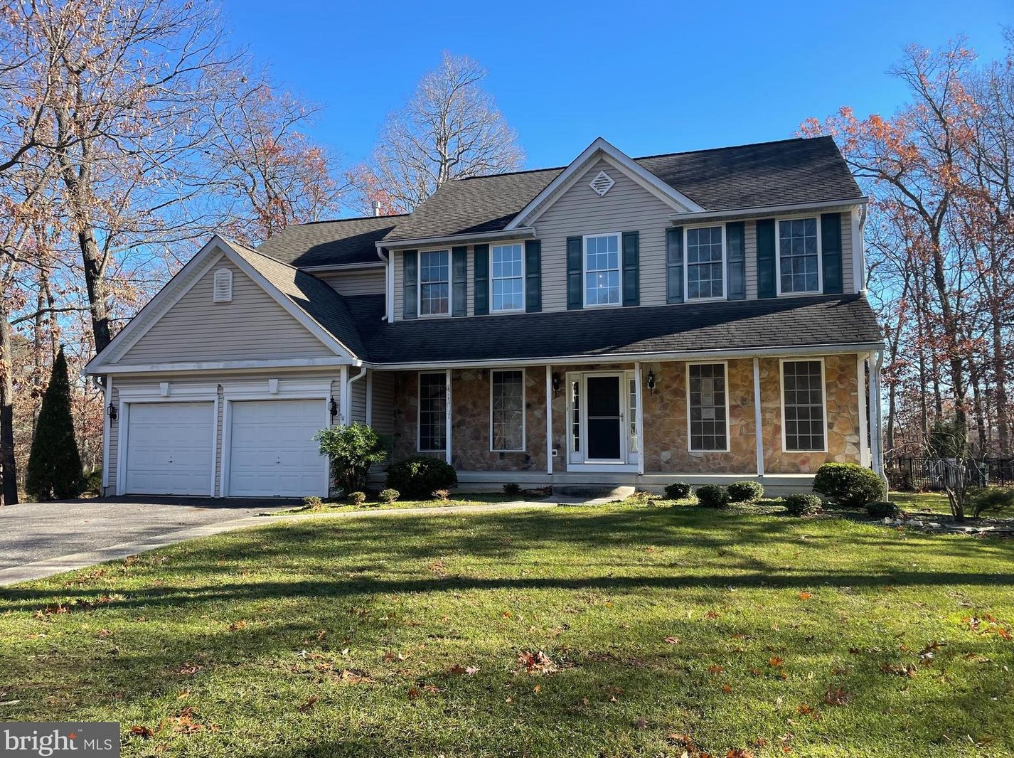 592 Forsythia Dr, Vineland, NJ 08360-1801