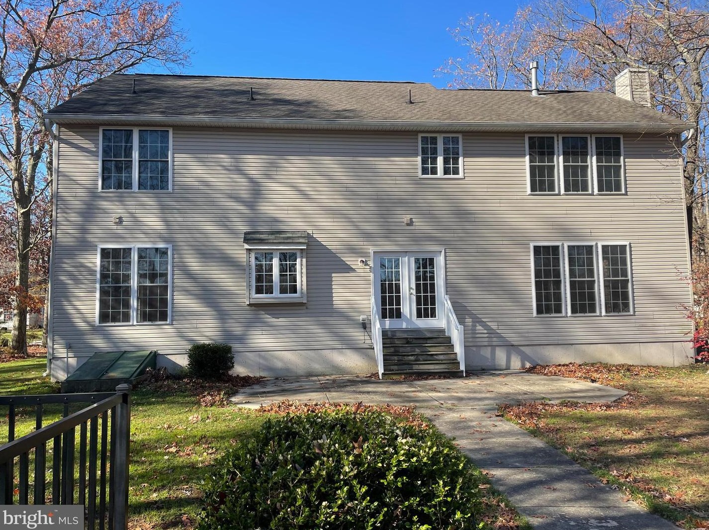 592 Forsythia Dr, Vineland NJ  08360-1801 exterior