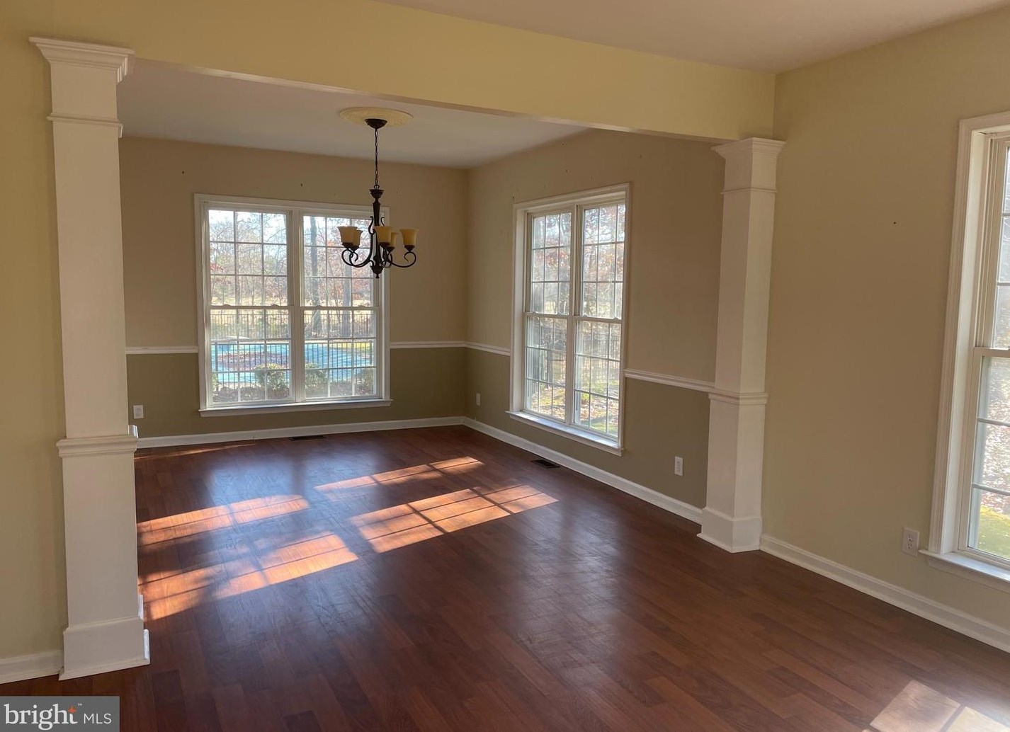 592 Forsythia Dr, Vineland NJ  08360-1801 exterior