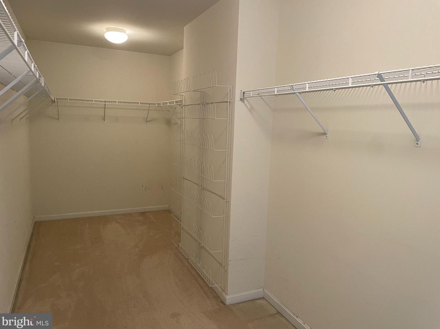 592 Forsythia Dr, Vineland NJ  08360-1801 exterior