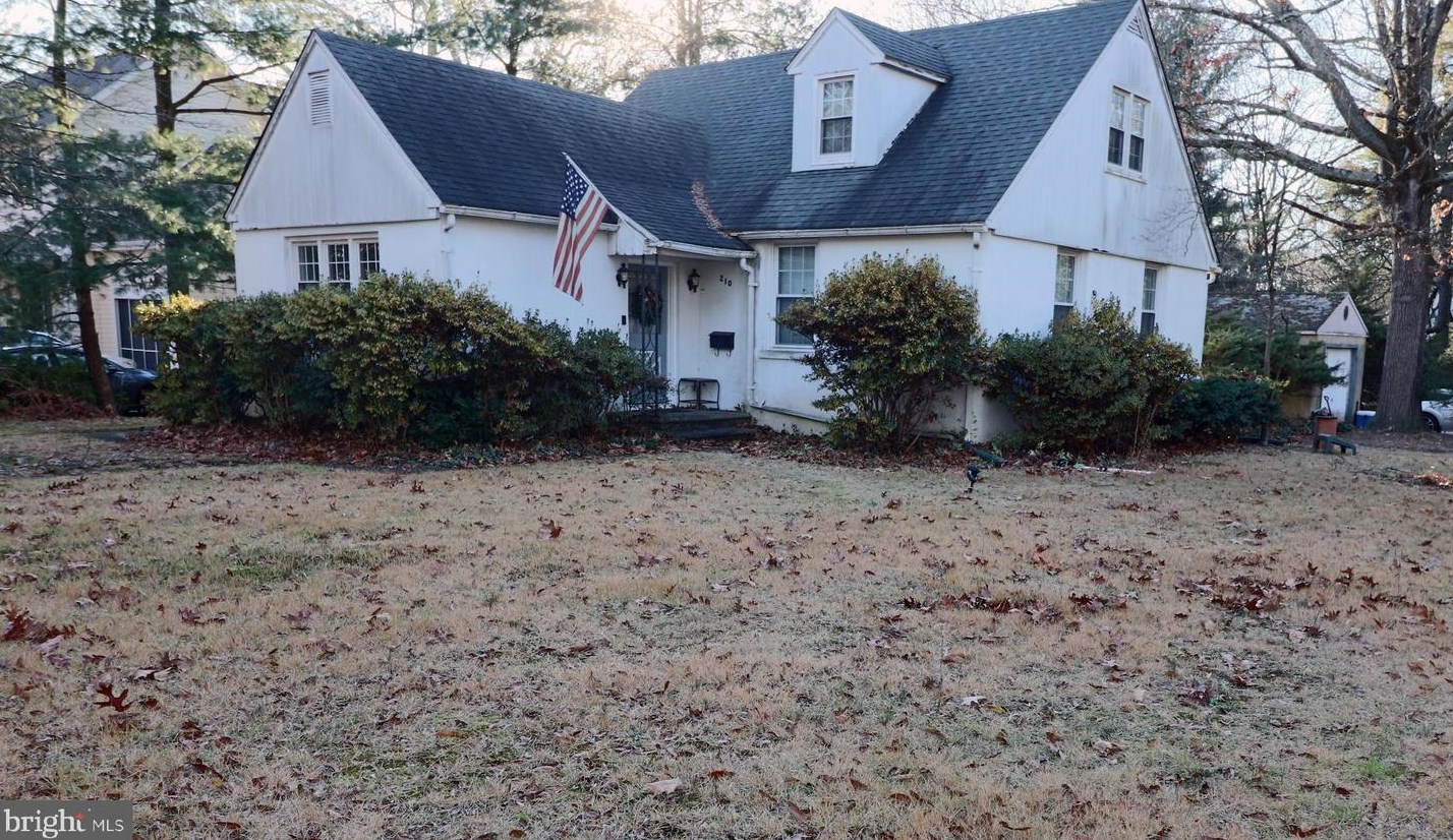 210 N West Ave, Wenonah, NJ 08090