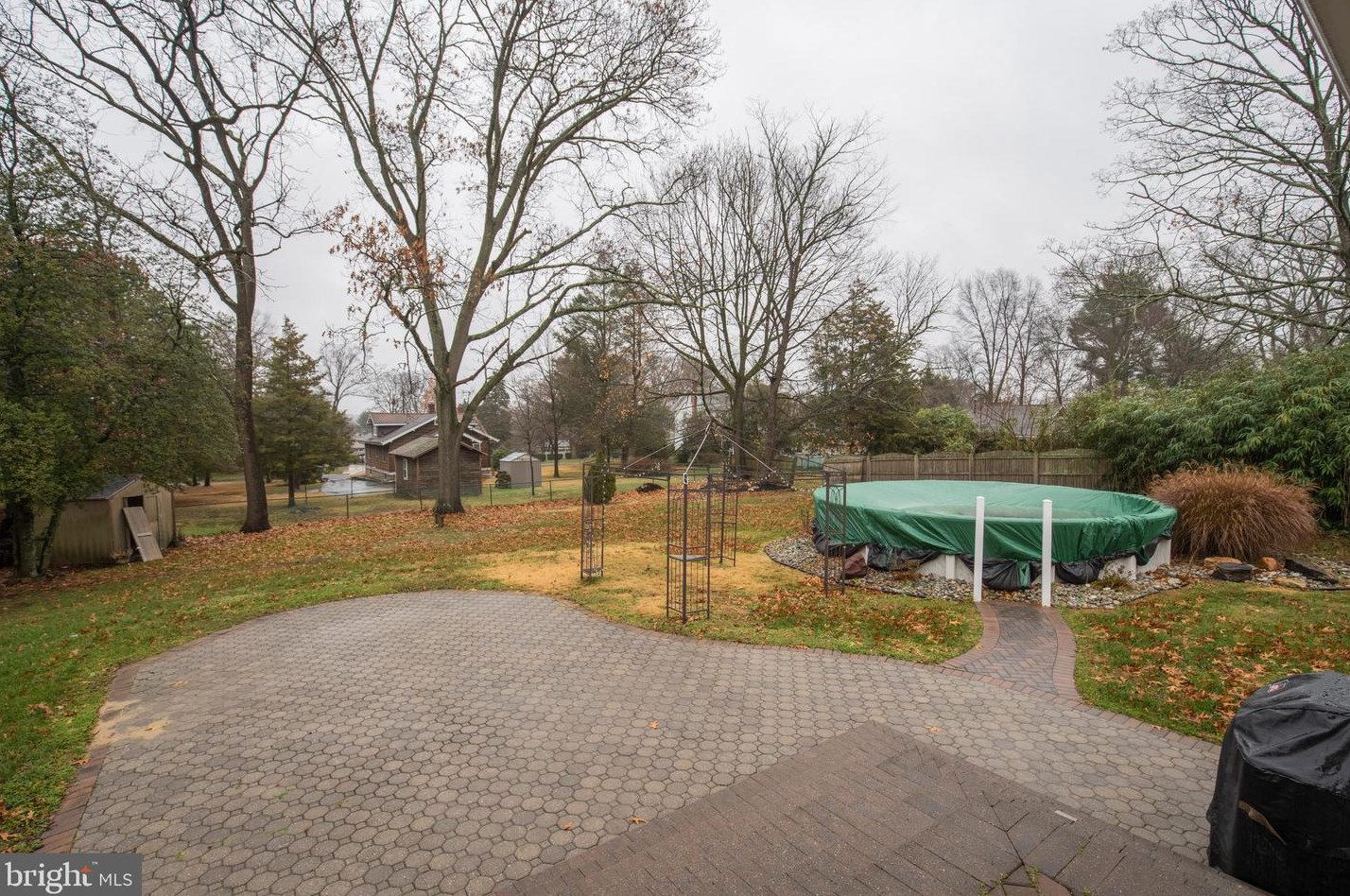 317 Swarthmore Rd, Aura NJ  08028-1537 exterior