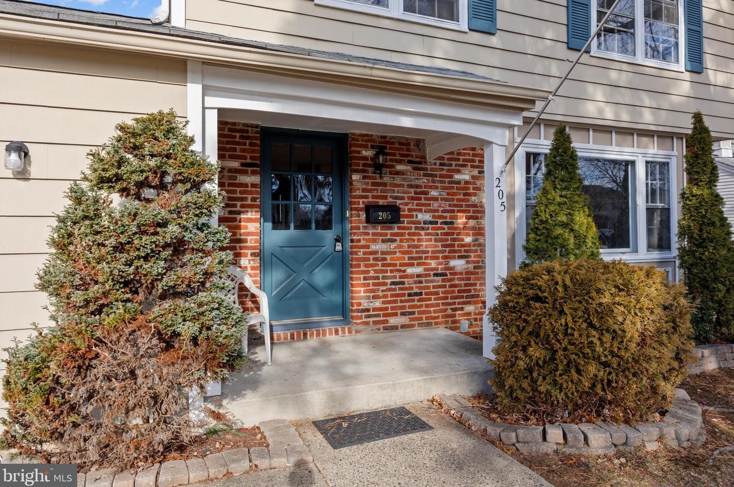 205 Dubois Rd, Aura NJ  08028-1224 exterior