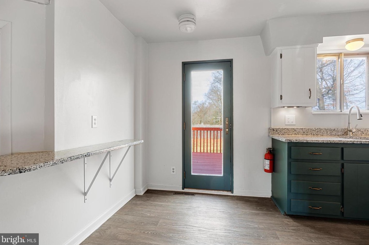 205 Dubois Rd, Aura NJ  08028-1224 exterior