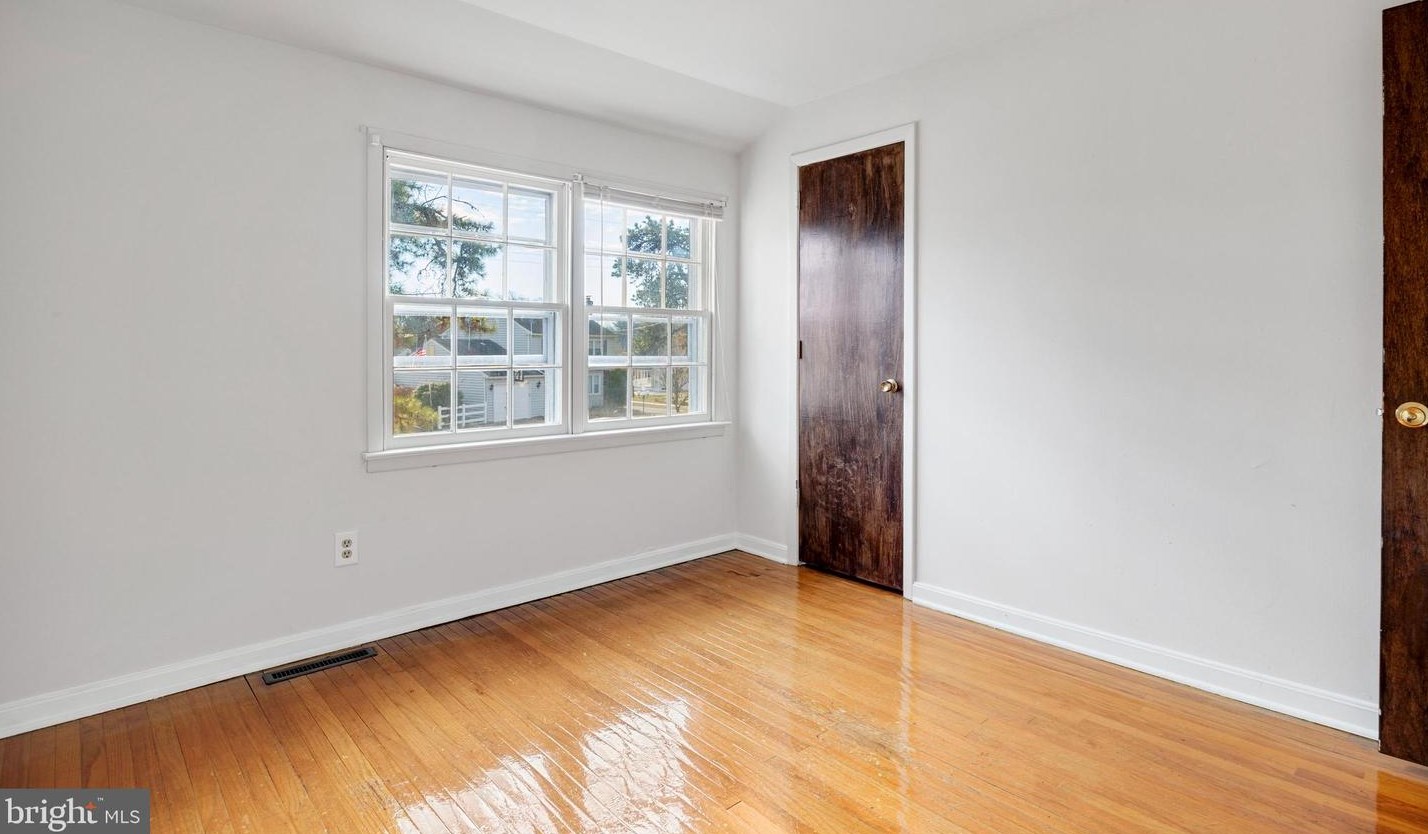 205 Dubois Rd, Aura NJ  08028-1224 exterior