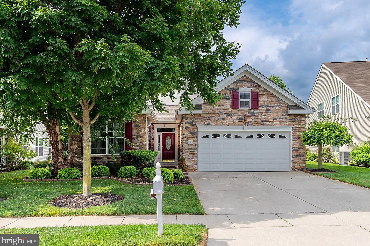4 Highland Ct, Auburn, NJ 08085