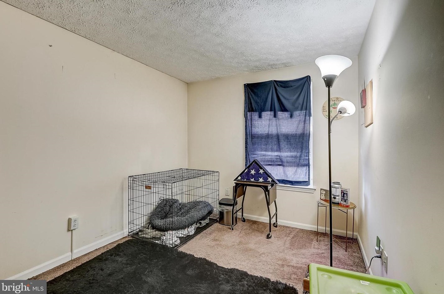 5 Devonshire Dr, Aura NJ  08028-2942 exterior