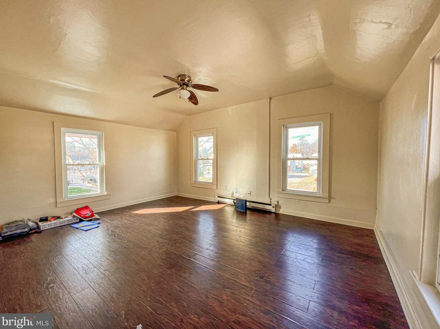 7 Catawba Ave, Newfield, NJ 08344