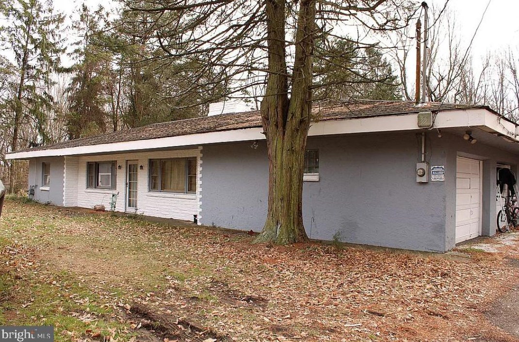 545 Jefferson Rd, Harrison Township, NJ 08062