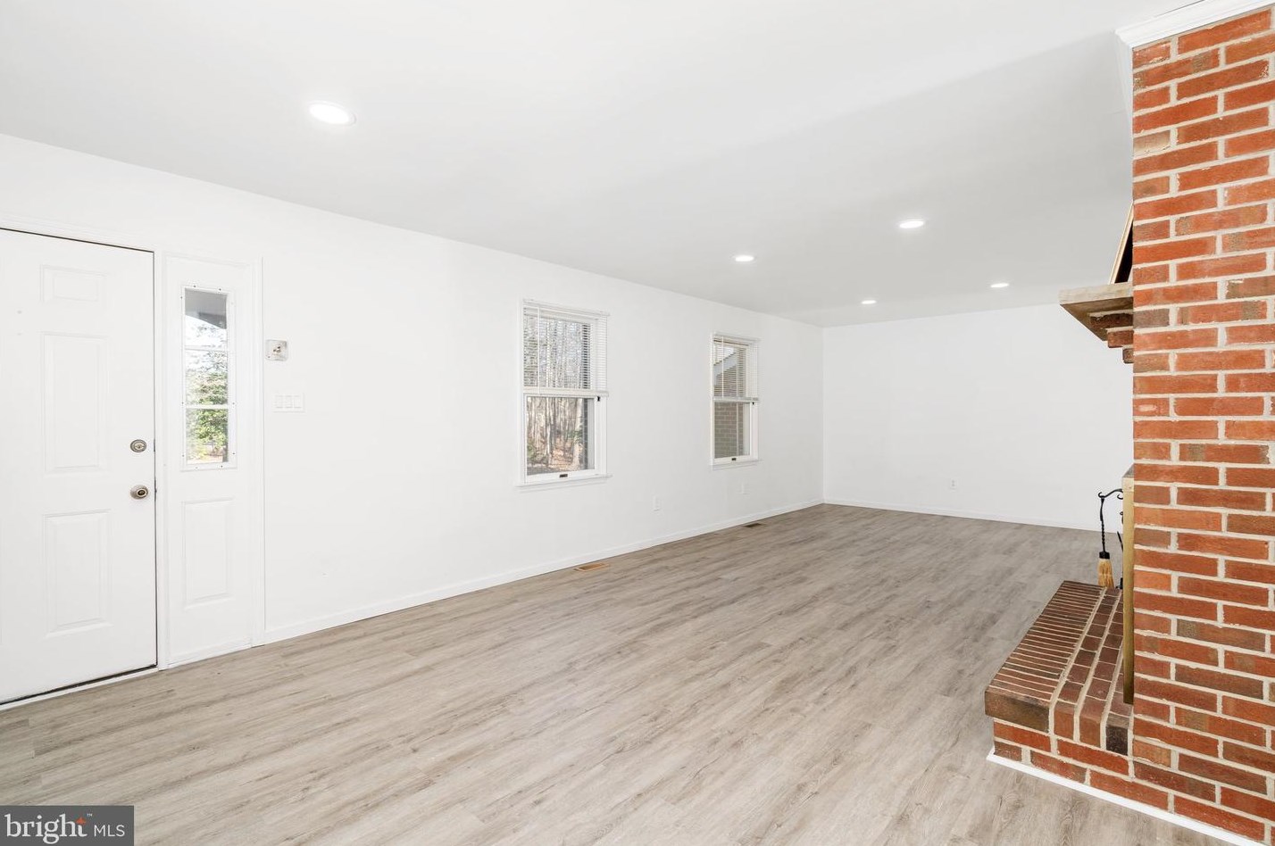 486 High St, Aura NJ  08028-2208 exterior