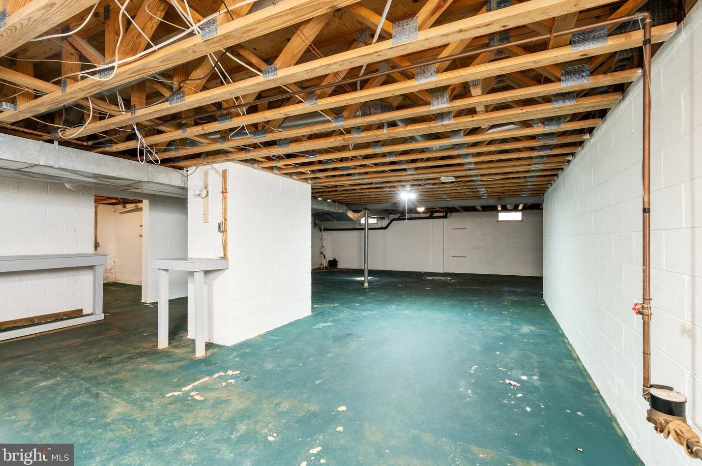 486 High St, Aura NJ  08028-2208 exterior