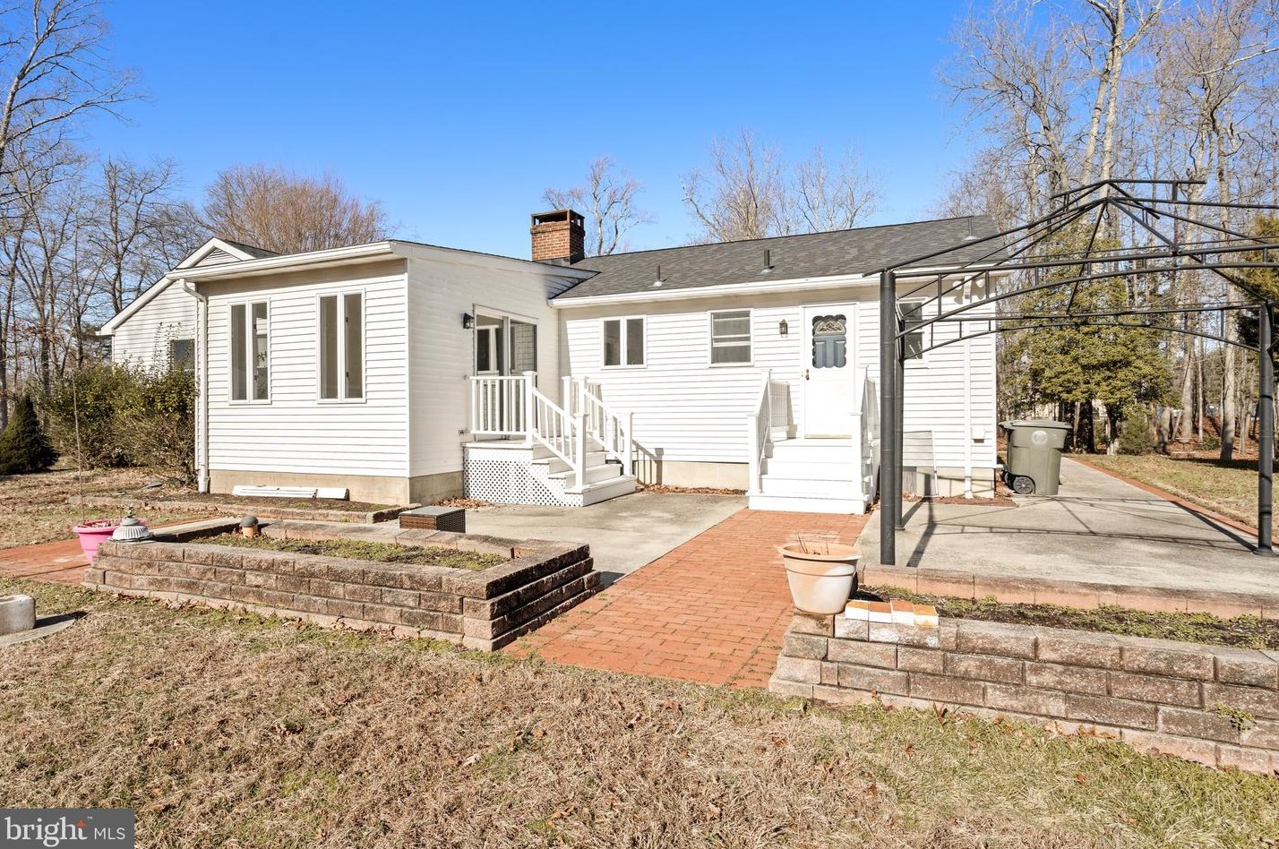 486 High St, Aura NJ  08028-2208 exterior