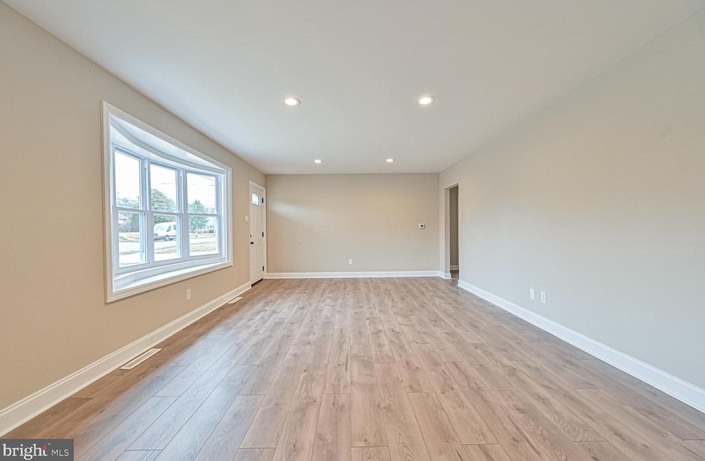 1208 Cedar Ave, Aura NJ  08028-1210 exterior