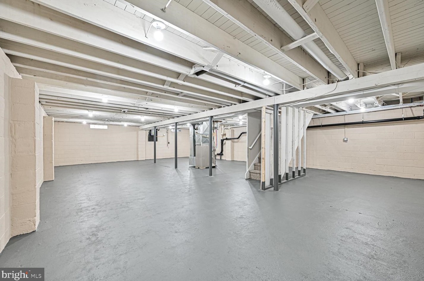 1208 Cedar Ave, Aura NJ  08028-1210 exterior