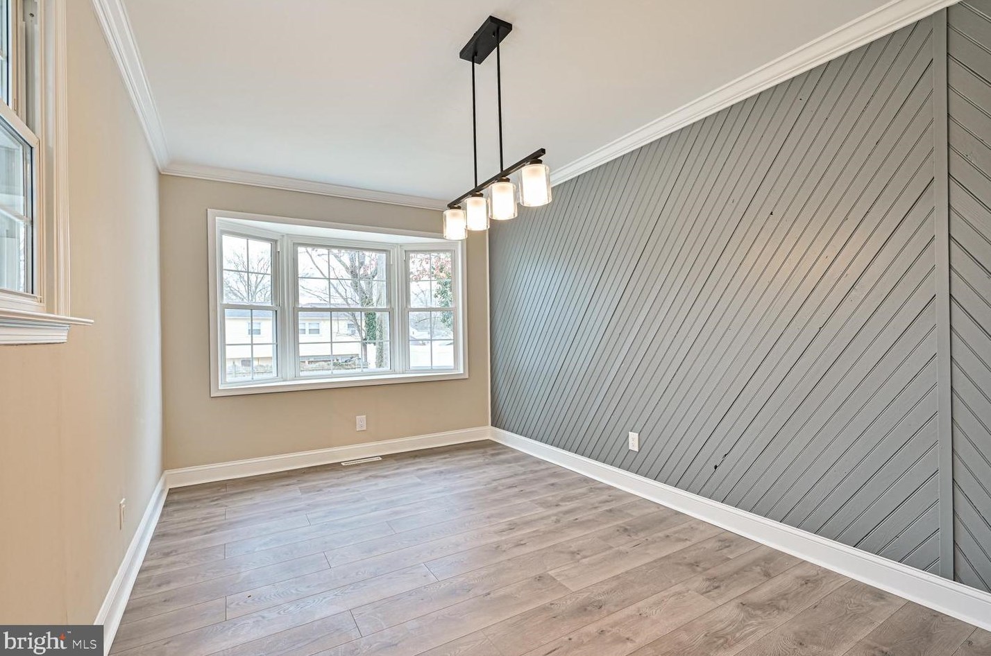 1208 Cedar Ave, Aura NJ  08028-1210 exterior