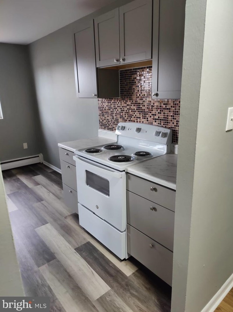 712 Broadway #e11, West Deptford, NJ 08093